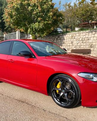 Alfa Romeo Giulia 2.2  180 CV AT8 - Sport Edition