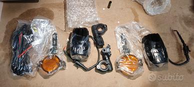 coppia LED ausiliari con fendinebbia