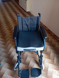 carrozzina / sedia a rotelle