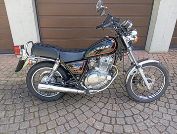 Suzuki gn 250