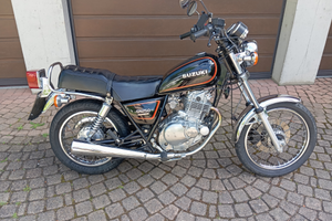 Suzuki gn 250