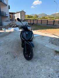 Piaggio Beverly 300 HPE