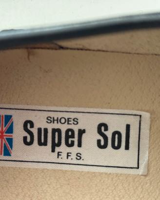 Scarpe nove