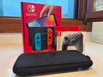 Nintendo Switch - Modello OLED con accessori
