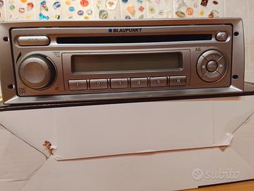 Autoradio con lettore cd Blaupunkt 