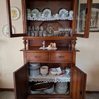Vetrinetta e cassetti