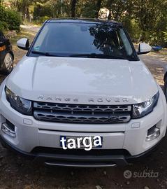 Stupenda Land Rover Evoque be color
