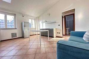 Bilocale arredato Ad.ze Via Toscana