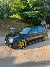 Golf r32