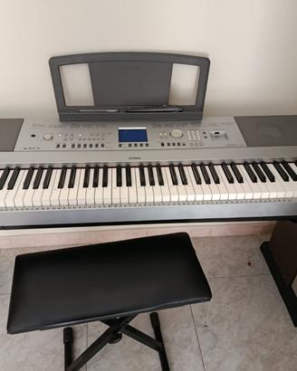 tastiera yamaha portable grand dgx 630