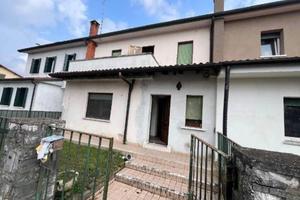 Immobile in asta di 120 m² con 4 locali a Cordovad