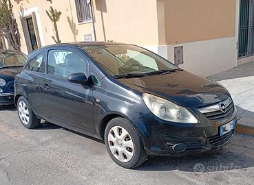 Opel Corsa 2008 3 porte 1000 cc benzina 98.500km