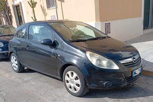 Opel Corsa 2008 3 porte 1000 cc benzina 98.500km