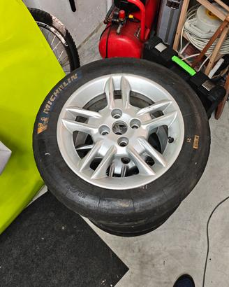 cerchi gommati 14 4x98 gomme stampo 
