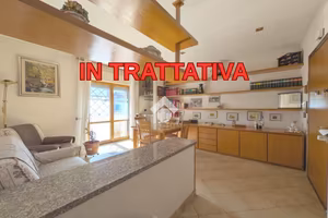 3 LOCALI A CIAMPINO