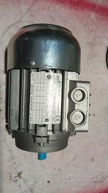 Motore elettrico trifase TECNOBI T56B4