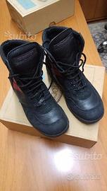 Stivaletti in pelle e camoscio