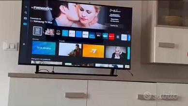 Televisore Samsung Crystal UHD 4K 43 pollici