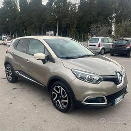 RENAULT Captur 1ª serie - 2015
