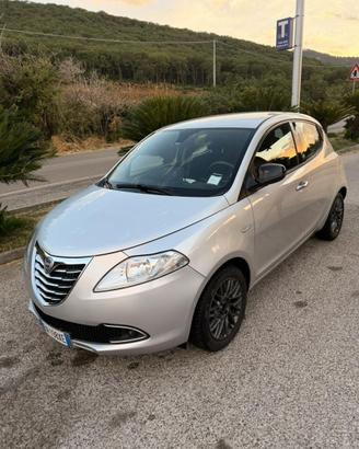 Lancia Ypsilon 1.2 GPL