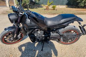 Benelli Leoncino 500 total Black - 2019