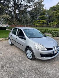 Renault Clio 2006 1.2 benzina