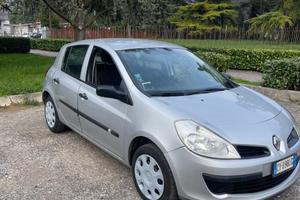 Renault Clio 2006 1.2 benzina