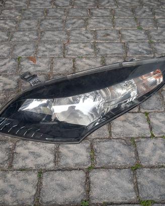 Fanale anteriore Renault Megane 3