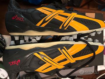 Scarpe calcio Asics nuove