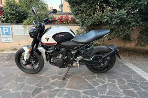 Triump Trident 660-2021