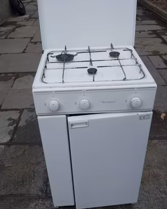 Cucina a gas Bompani 3 fuochi, vano portabombola