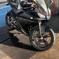 Yamaha yzf r125 per pezzi di ricambio