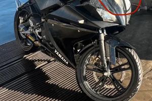 Yamaha yzf r125 per pezzi di ricambio