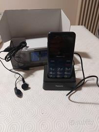 cellulare con funzioni facilitate