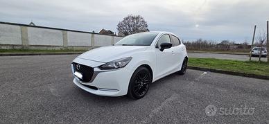 MAZDA2 1.5 Homura 01/2023 61.000 Km