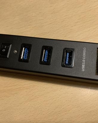 Hub 3 porte USB 3.0 +1 SD +1 TF (MicroSD)