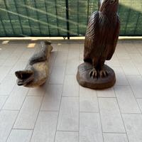 Statue in legno