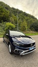 Fiat tipo Cross 1.0