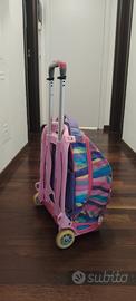 Zaino trolley con rotelle per bambina. 