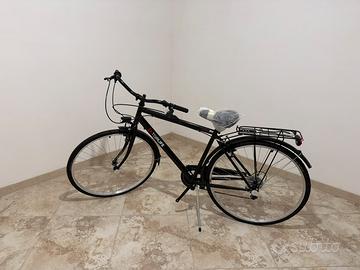 City Bike Uomo 28" – 6 Rapporti – Nero