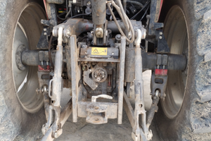 Massey Ferguson 5711