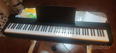 Pianoforte digitale Yamaha P143 88 tasti pesati