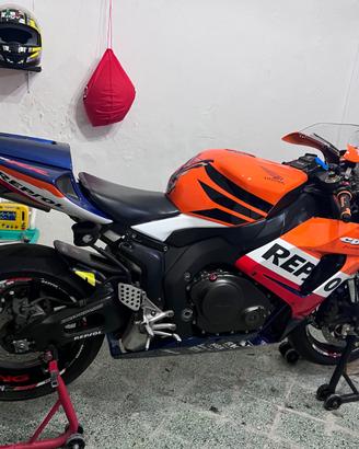 Honda cbr1000rr
