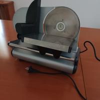 affettatrice in acciaio 