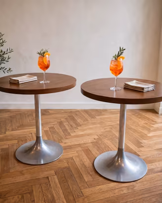 Coppia Tavolino rotondo vintage Tulip Saarinen 70
