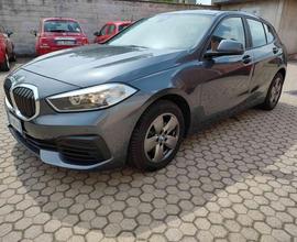 BMW 116 d 5p. Business Advantage