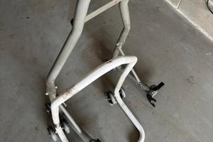 Cavalletti moto posteriore e anteriore