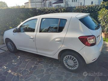 Dacia Sandero 2, GPL/benzina,  neopatentati