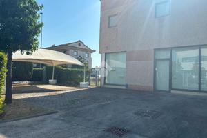 CAPANNONE A SIGNA