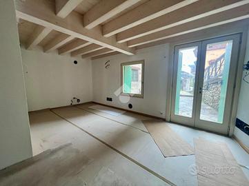 4 LOCALI A PONTE DI LEGNO
